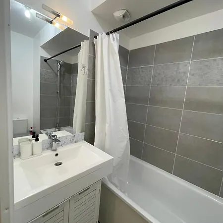 Appartement Hibiscus - Duplex Avec Jardin Prive - 6 Pers- Entree Autonome - Wifi & Parking Gratuite